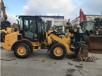 Wiellader CATERPILLAR 907H
