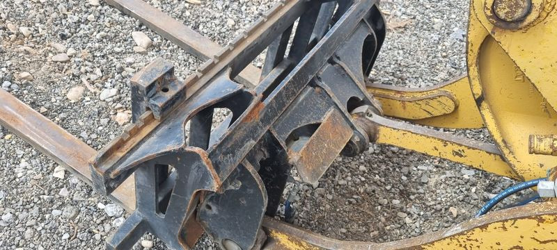 Wiellader CATERPILLAR 908H