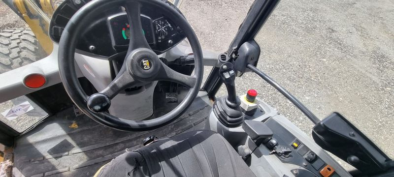 Wiellader CATERPILLAR 908H