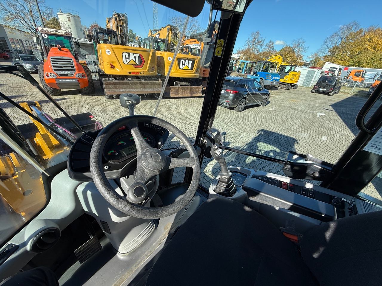 Wiellader CATERPILLAR 908M New Generation Radlader Klima