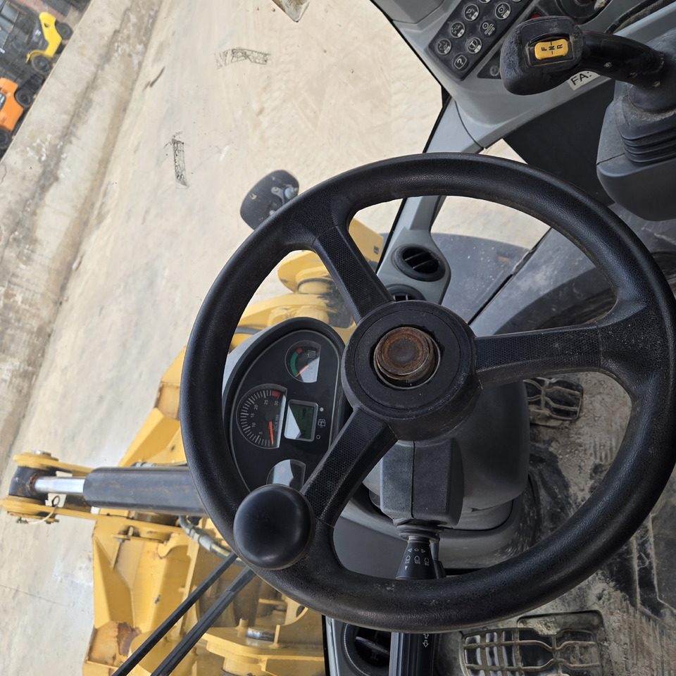 Wiellader CATERPILLAR 924K