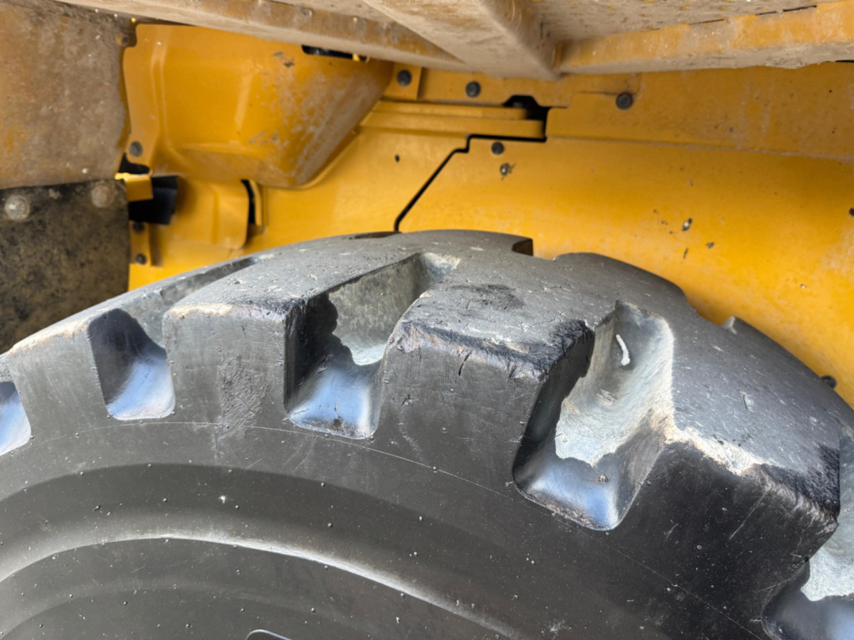 Wiellader CATERPILLAR 926M