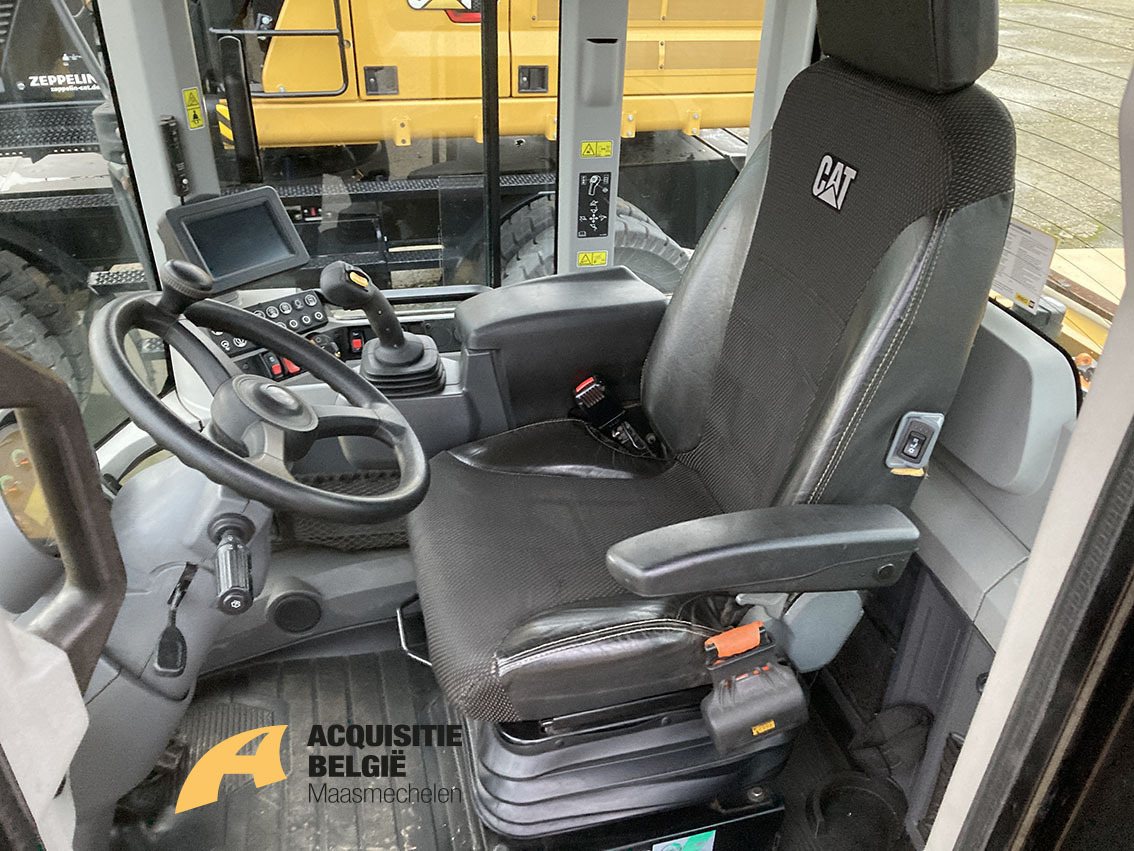 Wiellader CATERPILLAR 930M High Lift