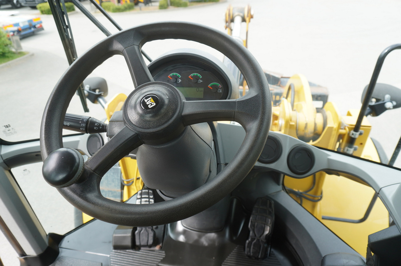 Wiellader CATERPILLAR 930M Wheel Loader / 4500 MTH / Joystick