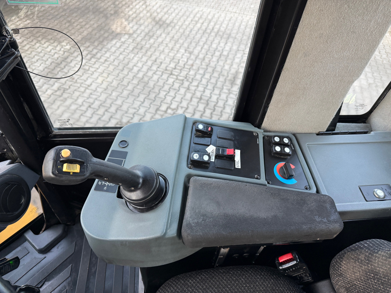 Wiellader CATERPILLAR 938H Radlader ZS Klima Kamera