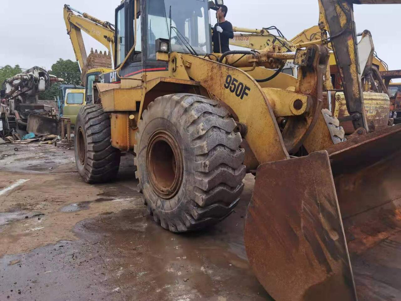 Wiellader CATERPILLAR 950F -Wheel loader
