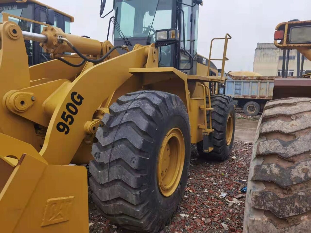 Wiellader CATERPILLAR 950G