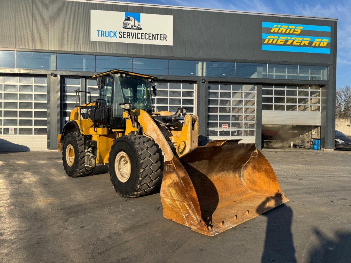 Wiellader CATERPILLAR 950M