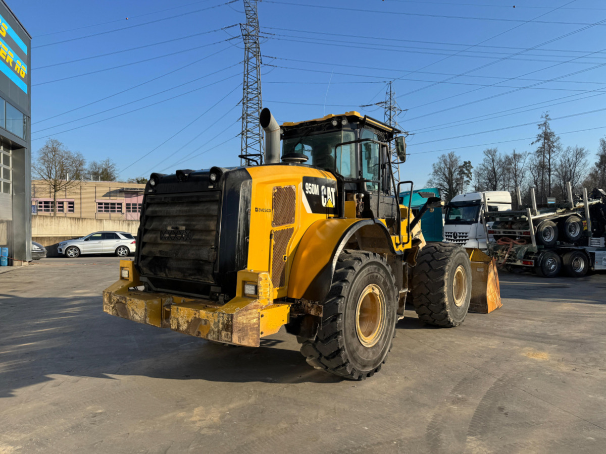 Wiellader CATERPILLAR 950M
