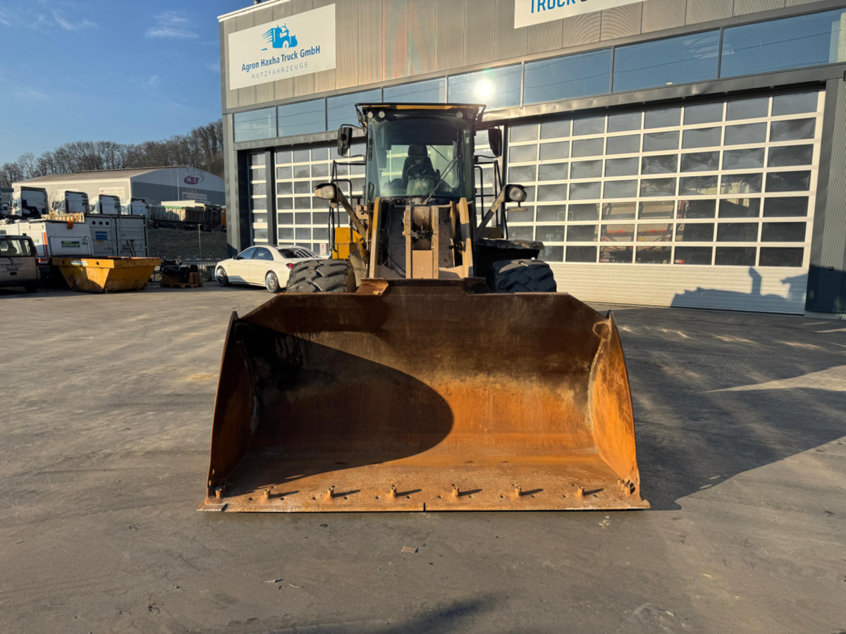 Wiellader CATERPILLAR 950M