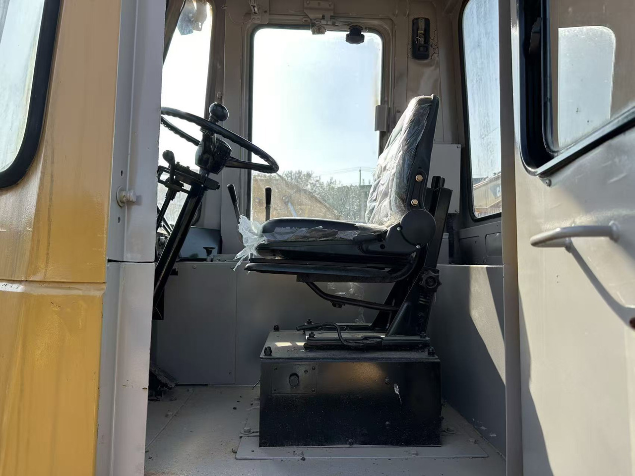 Wiellader CATERPILLAR 966D