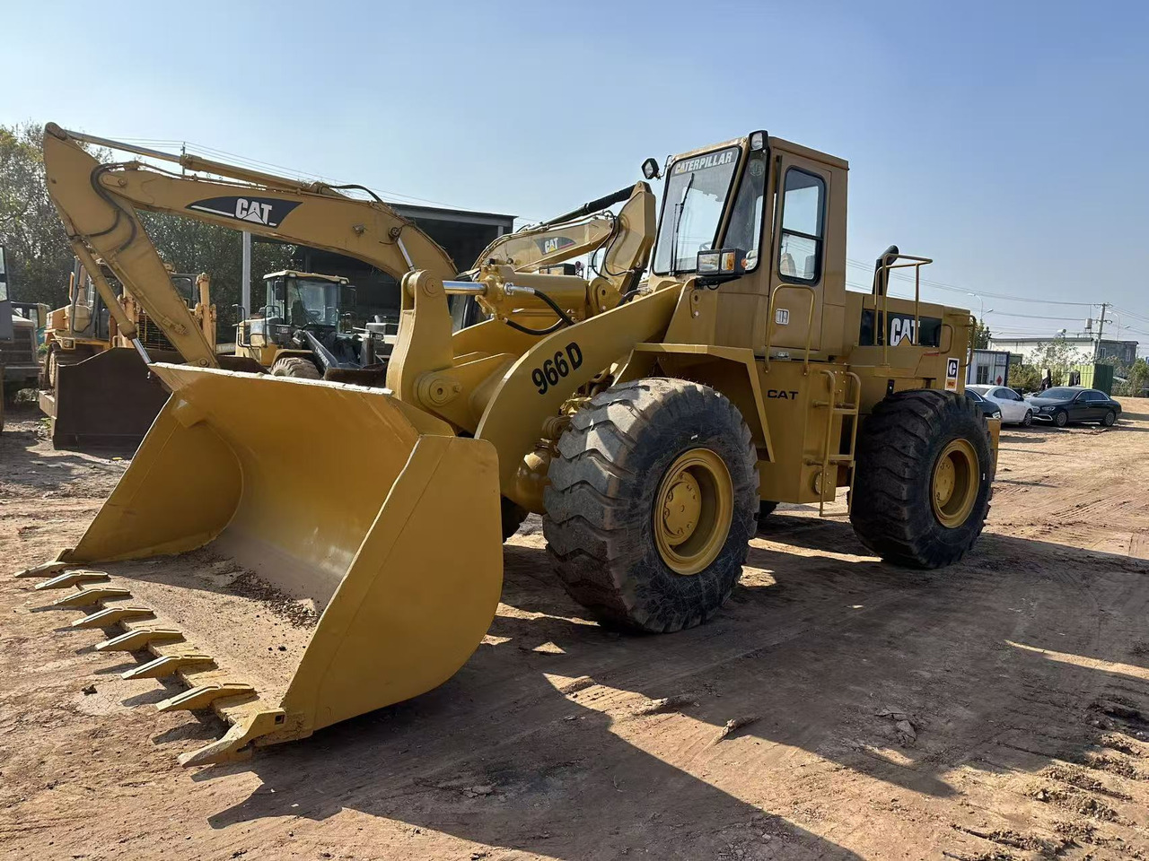 Wiellader CATERPILLAR 966D
