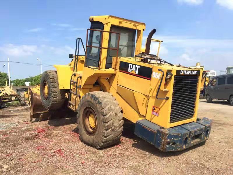 Wiellader CATERPILLAR 966E