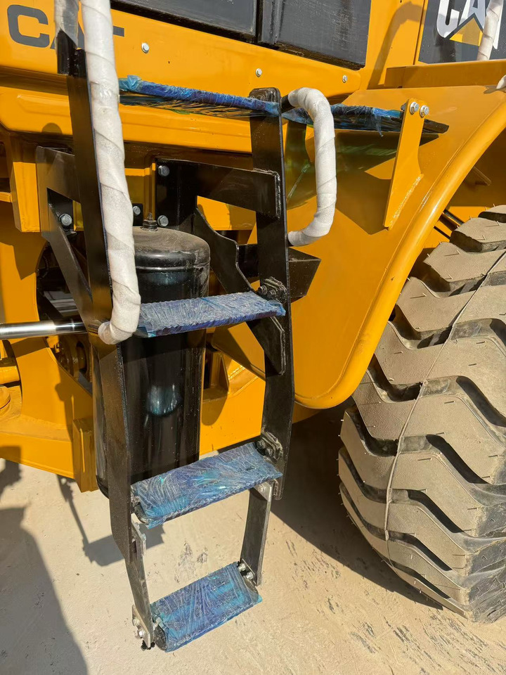 Wiellader CATERPILLAR 966H