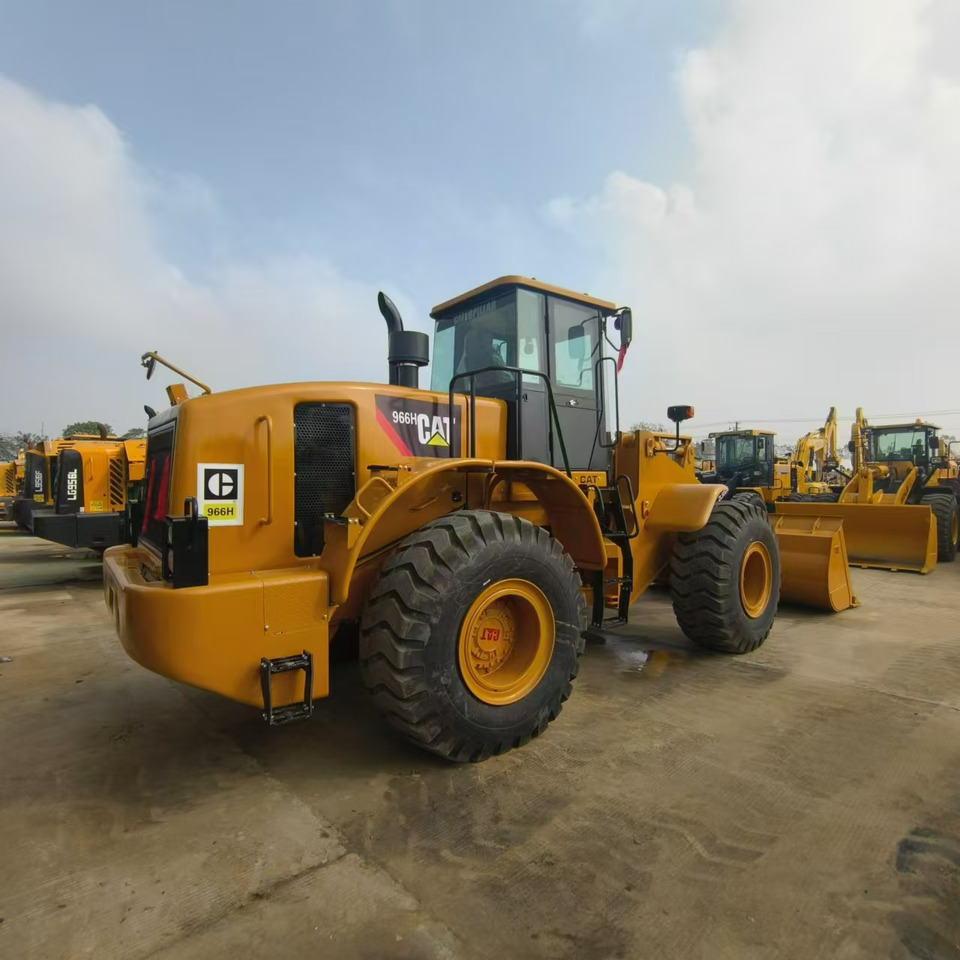 Wiellader CATERPILLAR 966H