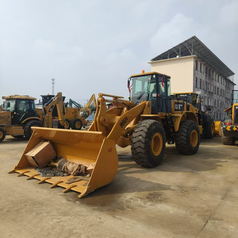 Wiellader CATERPILLAR 966H