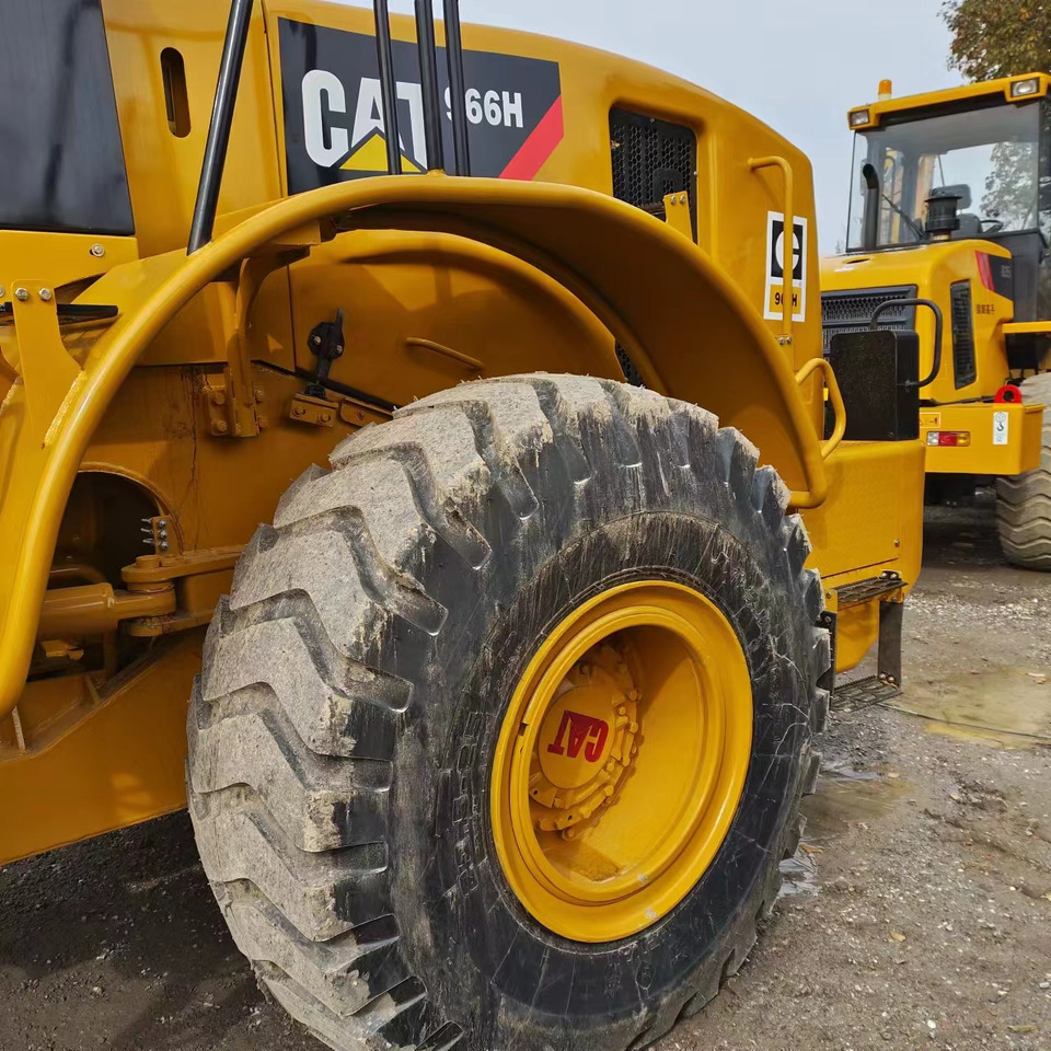Wiellader CATERPILLAR 966H