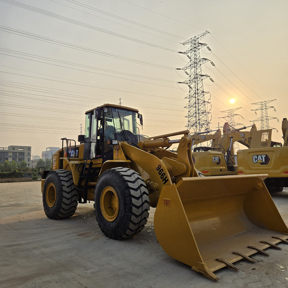 Wiellader CATERPILLAR 966H