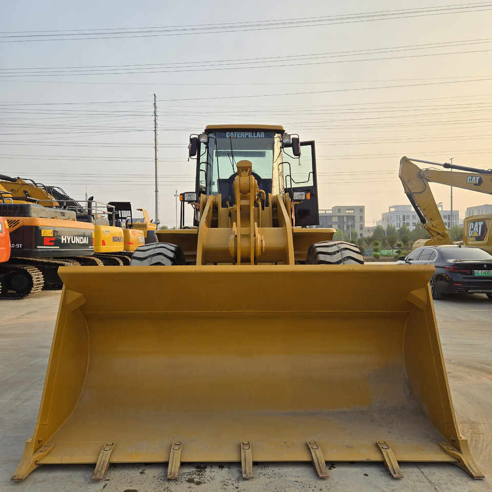 Wiellader CATERPILLAR 966H
