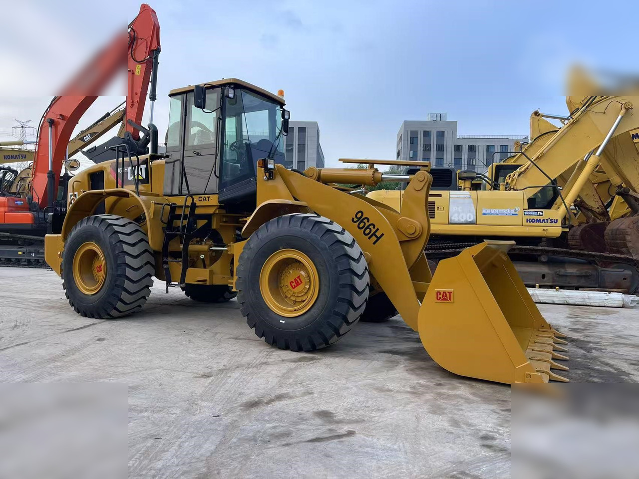 Wiellader CATERPILLAR 966H