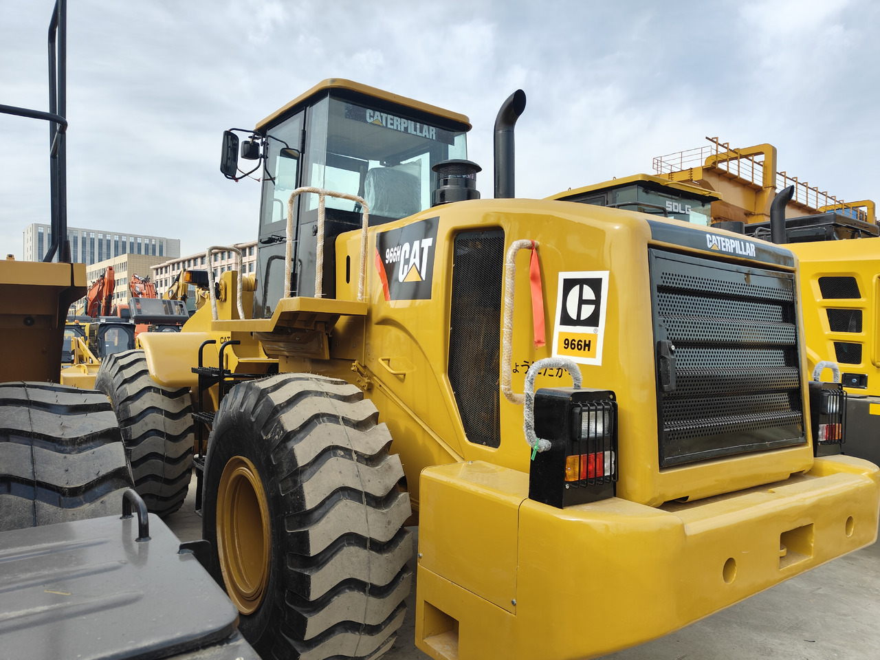 Wiellader CATERPILLAR 966H