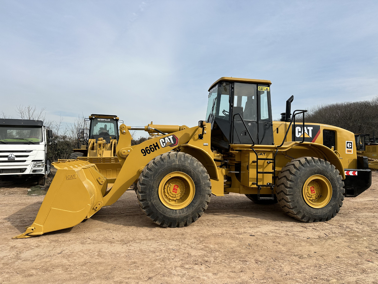 Wiellader CATERPILLAR 966H