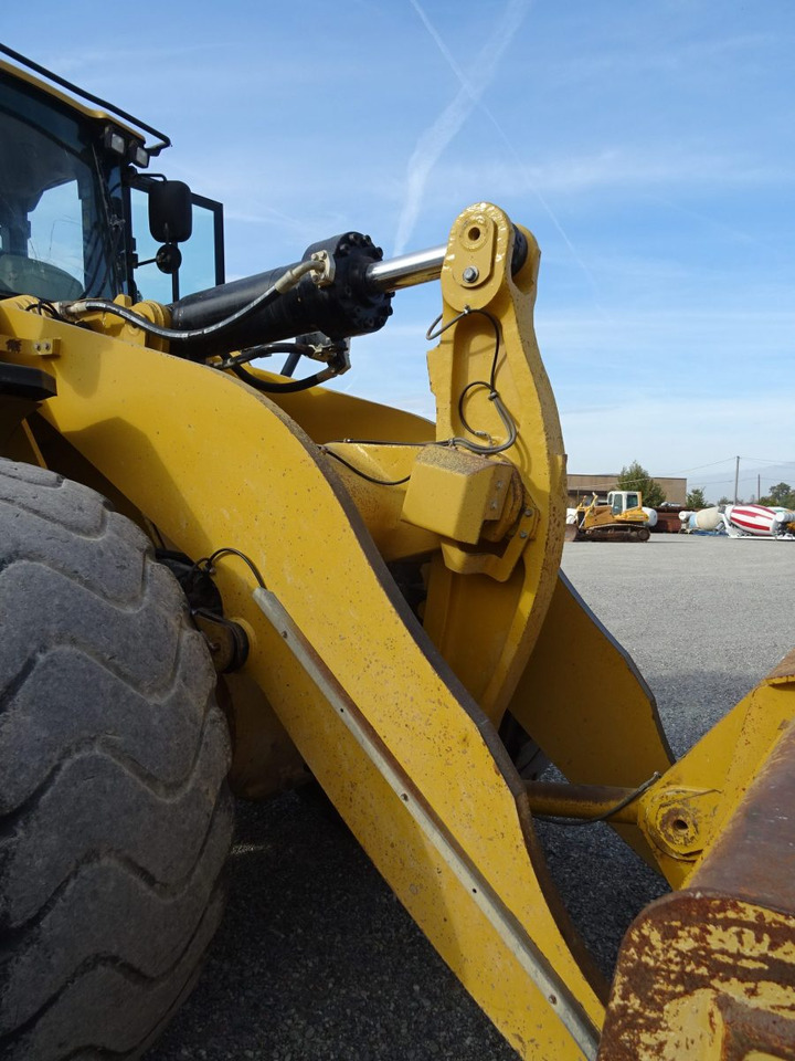Wiellader CATERPILLAR 972K