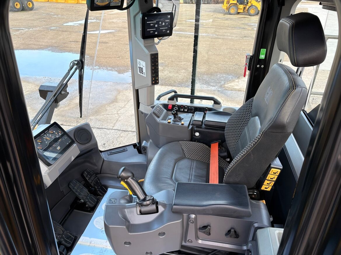 Wiellader CATERPILLAR 980