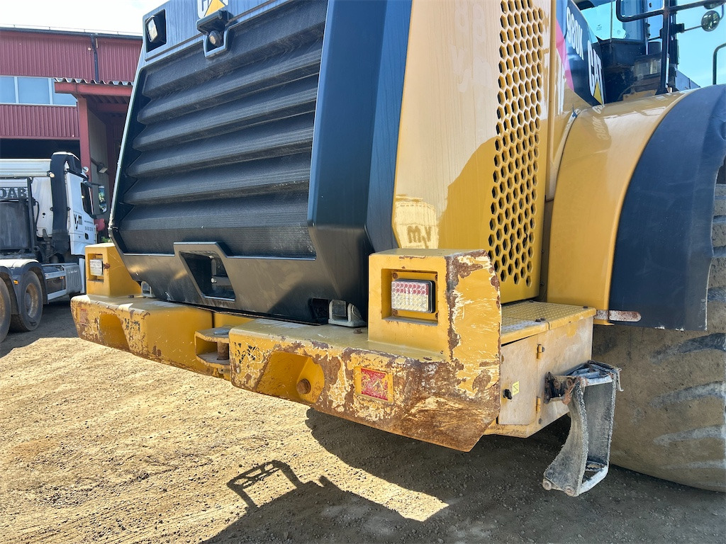 Wiellader CATERPILLAR 980K