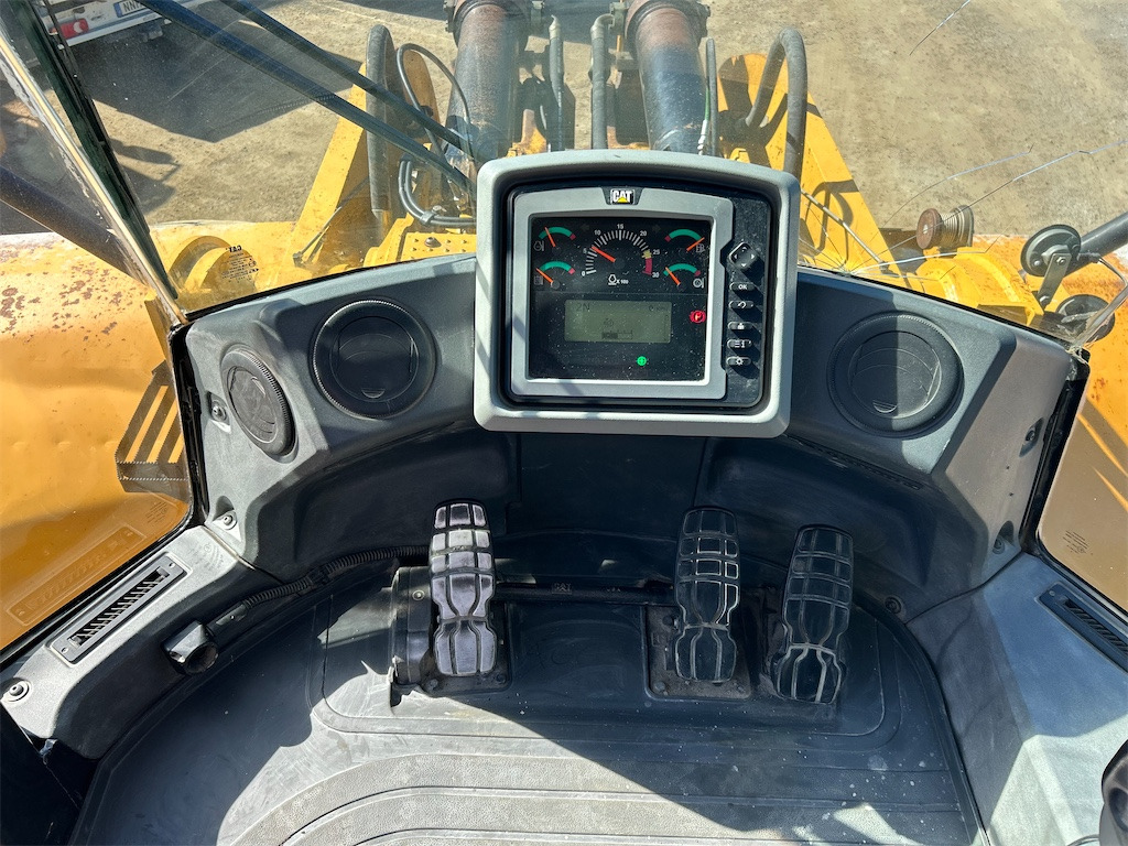 Wiellader CATERPILLAR 980K