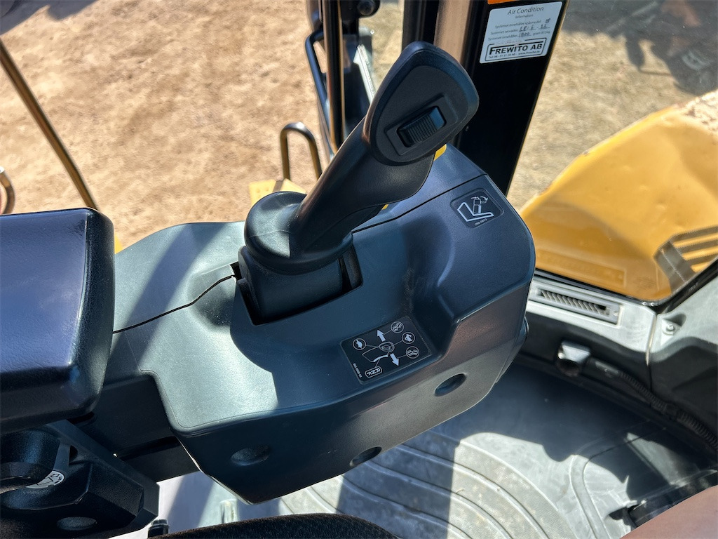 Wiellader CATERPILLAR 980K