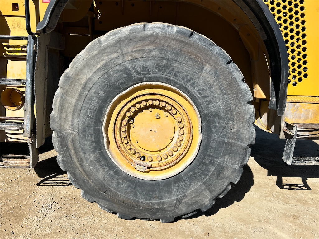 Wiellader CATERPILLAR 980K