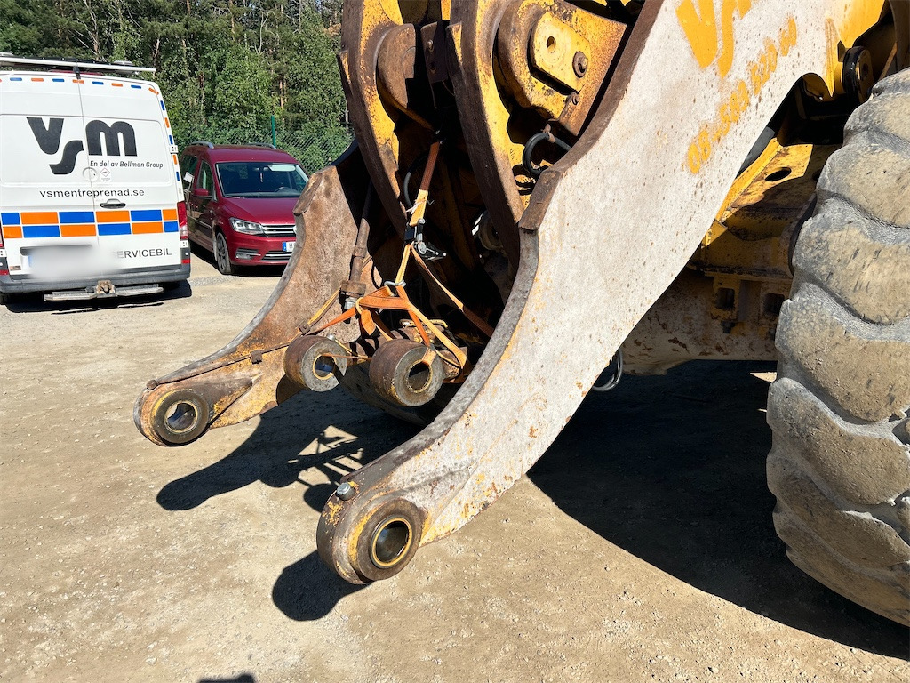 Wiellader CATERPILLAR 980K