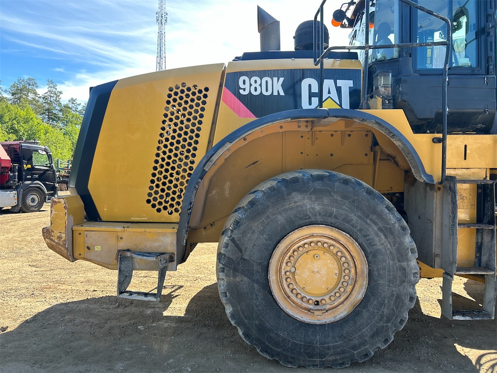 Wiellader CATERPILLAR 980K