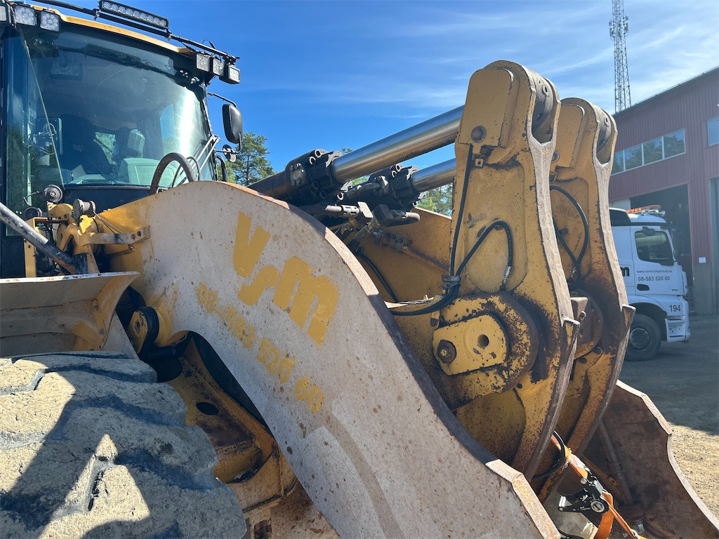 Wiellader CATERPILLAR 980K