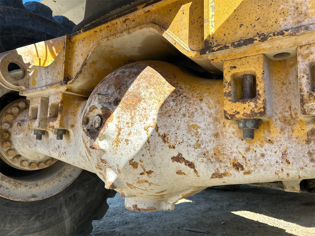 Wiellader CATERPILLAR 980K
