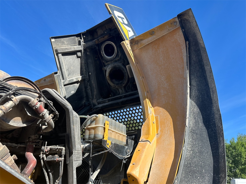 Wiellader CATERPILLAR 980K