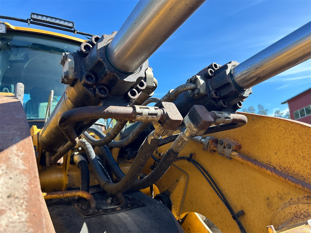Wiellader CATERPILLAR 980K