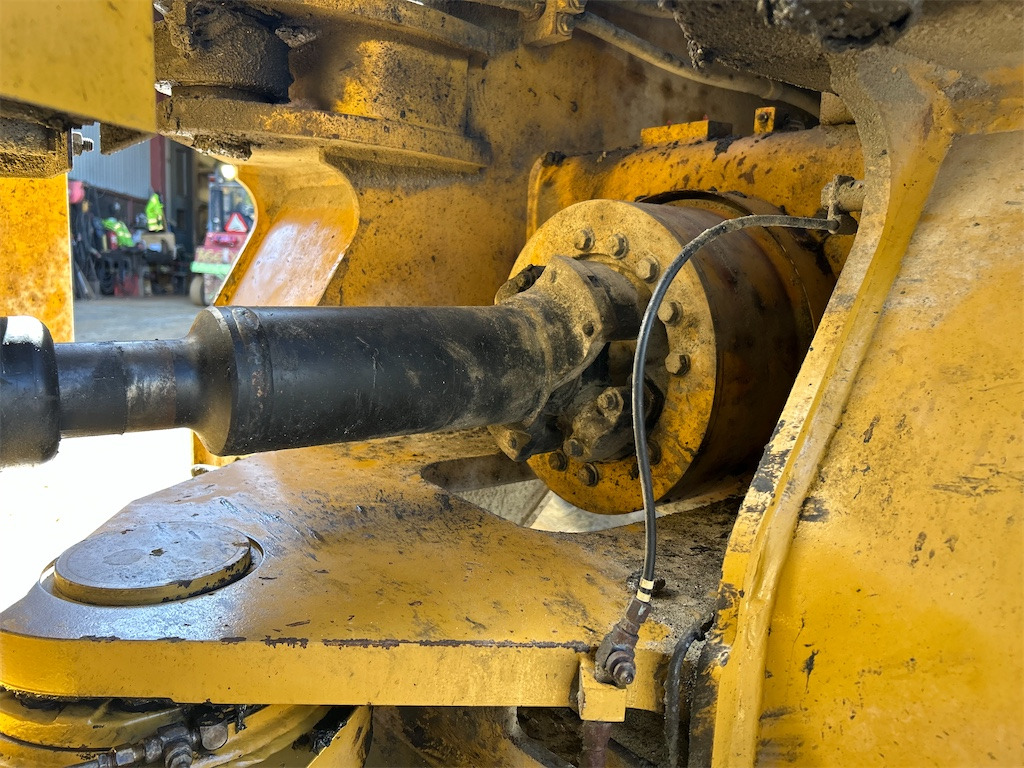 Wiellader CATERPILLAR 980K
