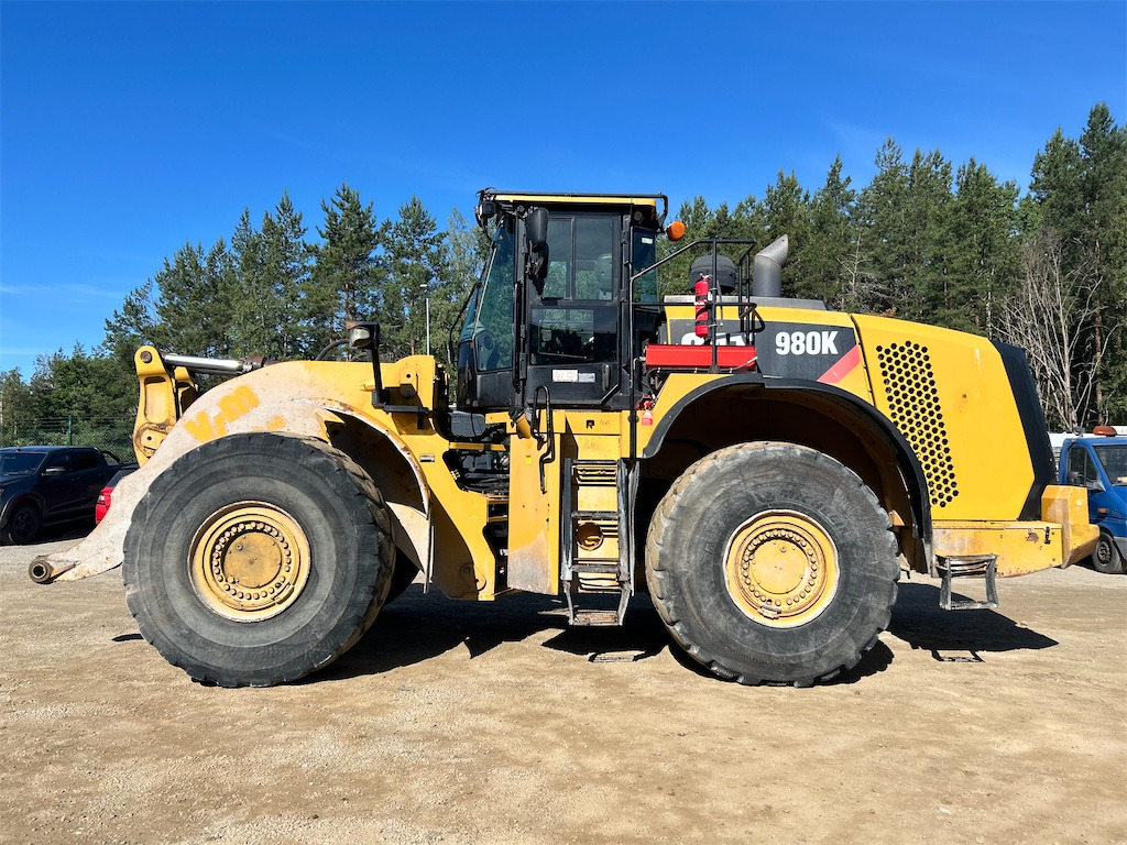 Wiellader CATERPILLAR 980K