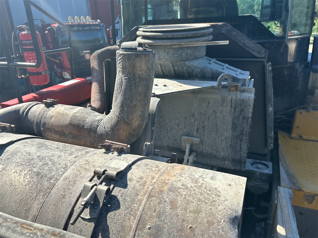 Wiellader CATERPILLAR 980K