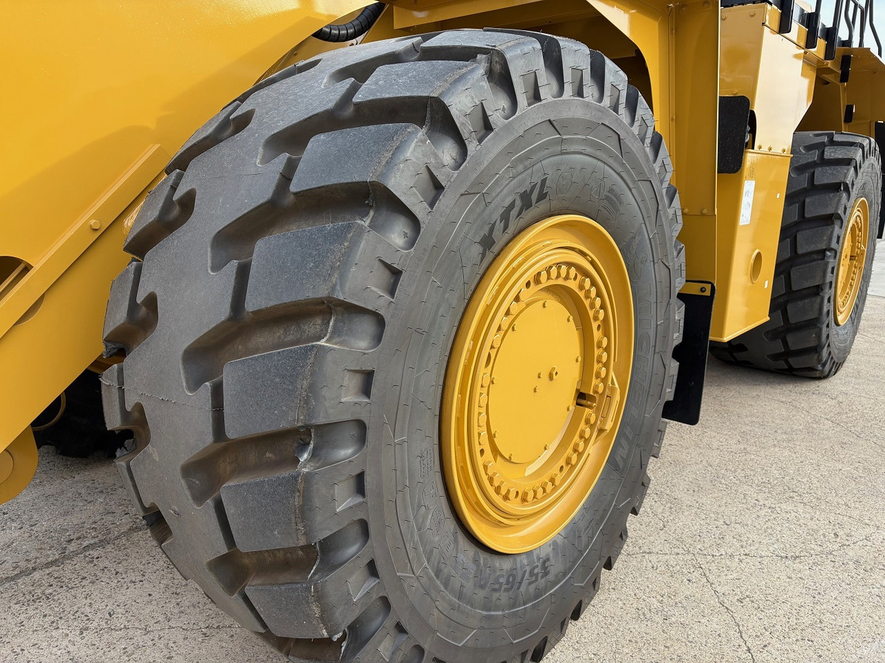 Wiellader CATERPILLAR 988K