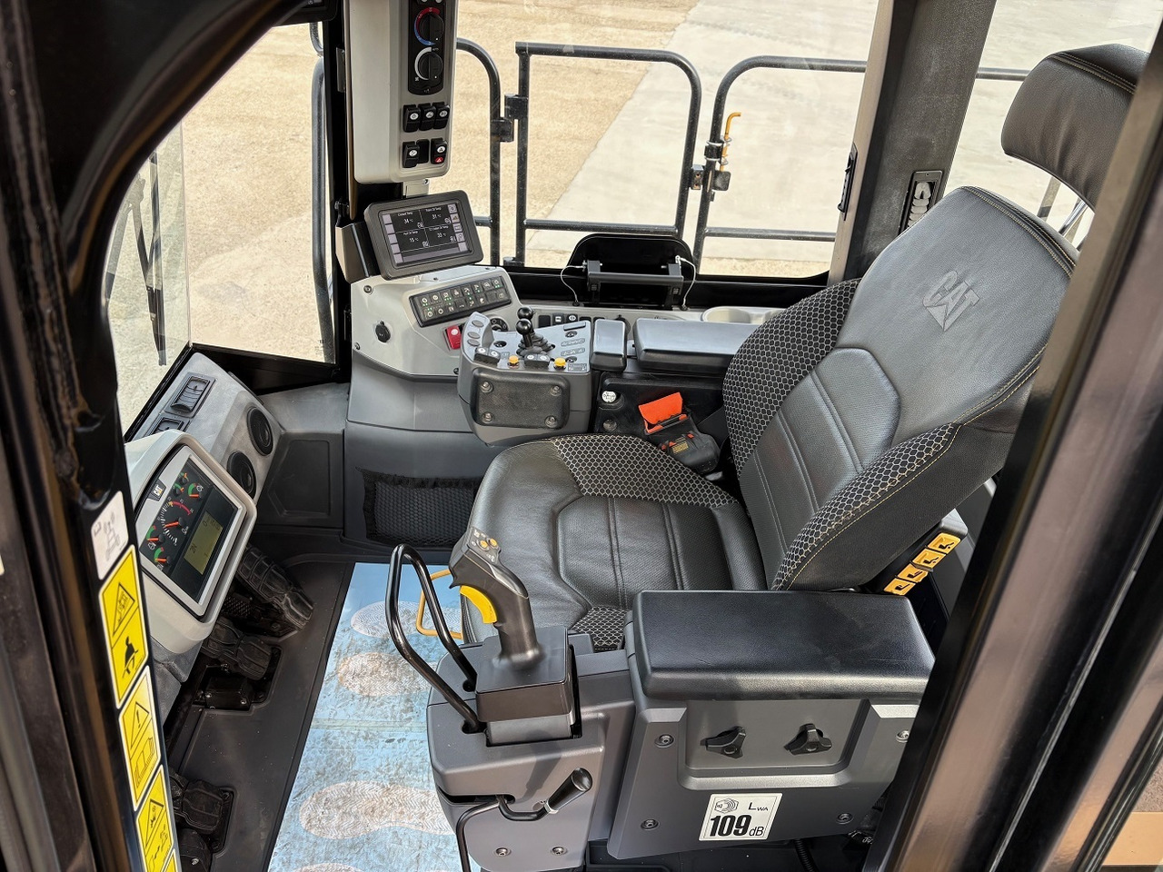 Wiellader CATERPILLAR 988K