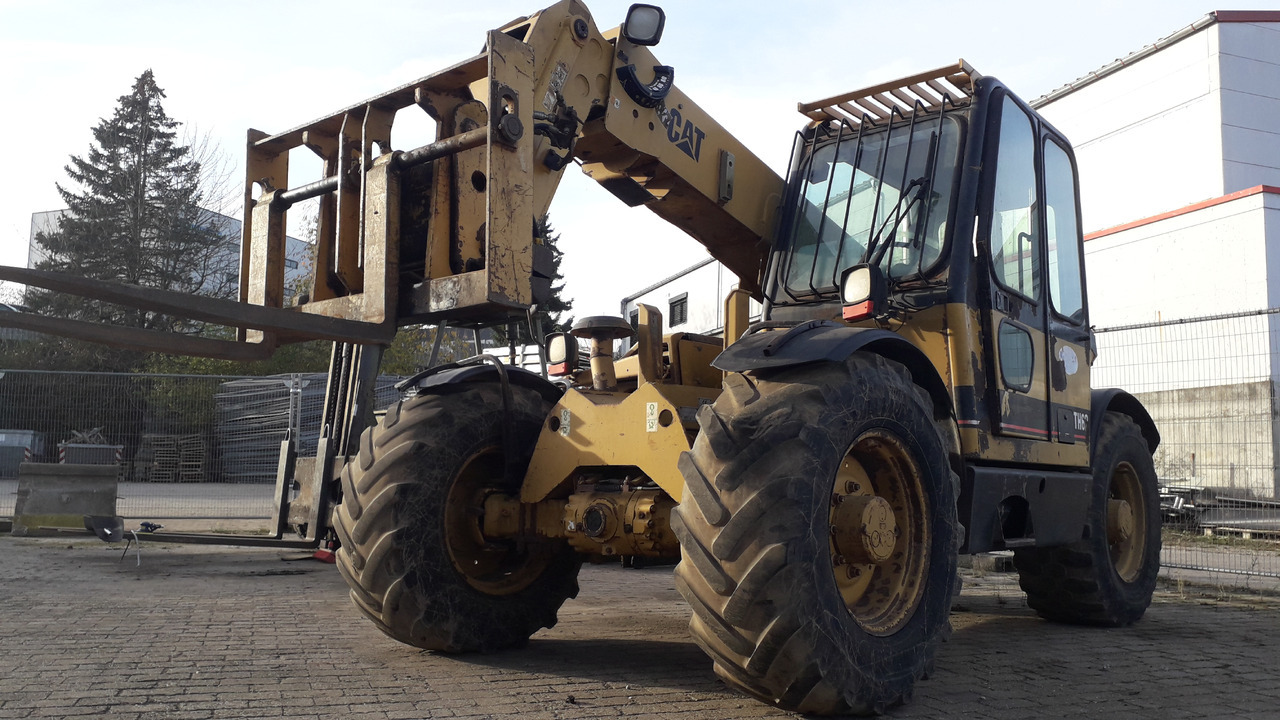 Wiellader CATERPILLAR TH62