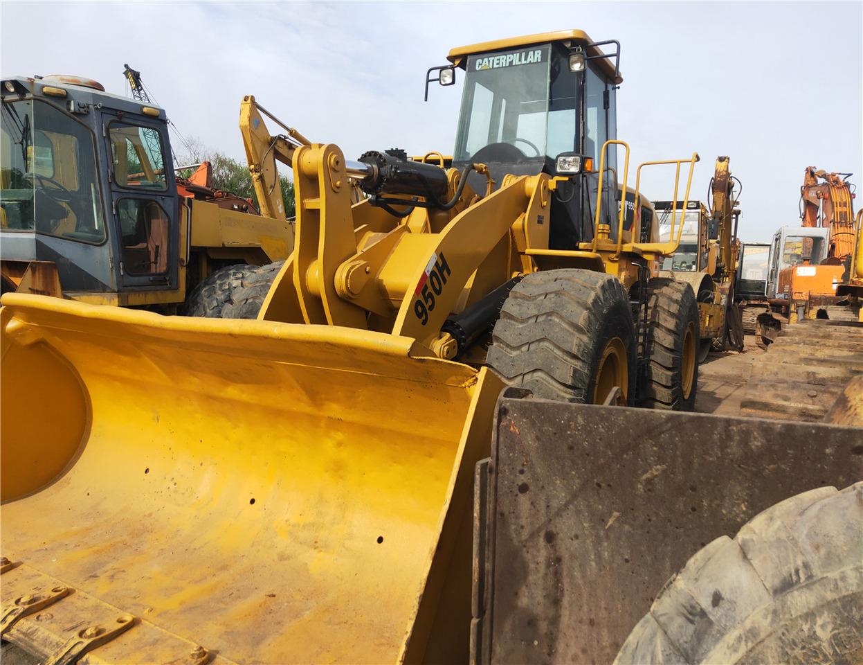 Wiellader CATERPILLAR Wheel Loader 950H Click Here for Discount