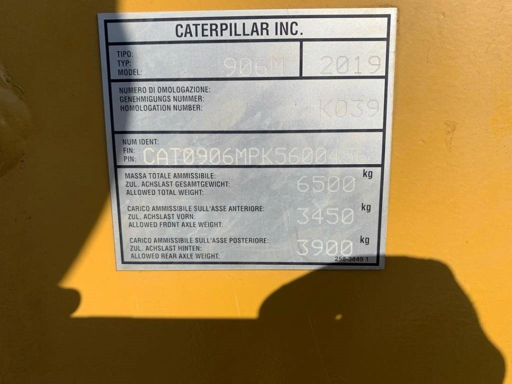 Wiellader CAT 906