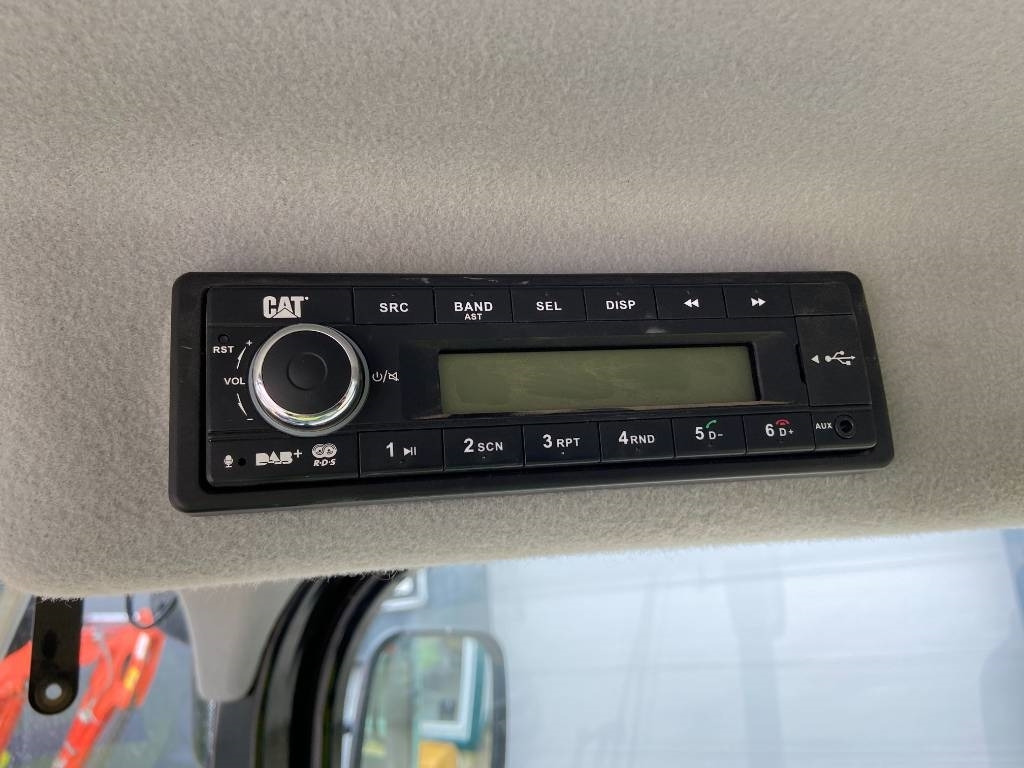 Wiellader CAT 906