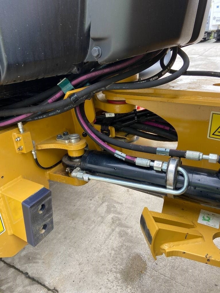 Wiellader CAT 906