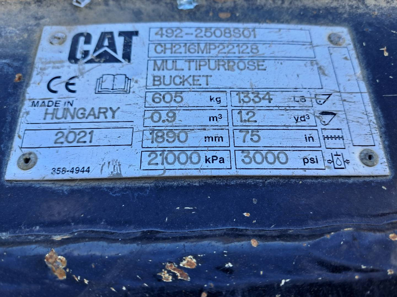 Wiellader CAT 906M