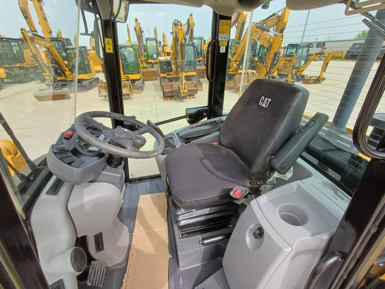Wiellader CAT 906 M